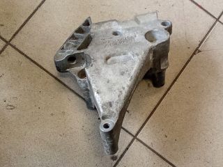bontott VW CADDY Motor Tartó Bak (Pozíciófüggetlen)