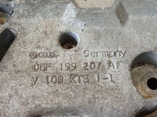 bontott VW CADDY Motor Tartó Bak (Pozíciófüggetlen)