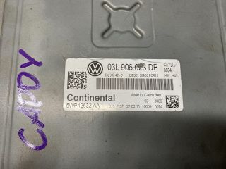 bontott VW CADDY Motorvezérlő