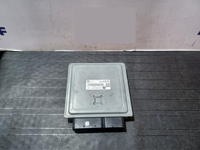 bontott VW CADDY Motorvezérlő