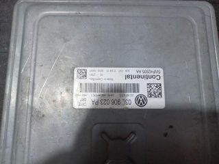 bontott VW CADDY Motorvezérlő