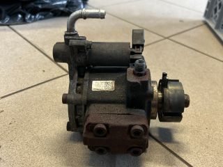 bontott VW CADDY Nagynyomású Szivattyú