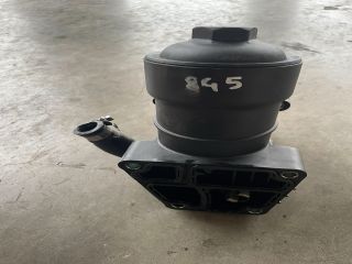 bontott VW CADDY Olajszűrő Ház