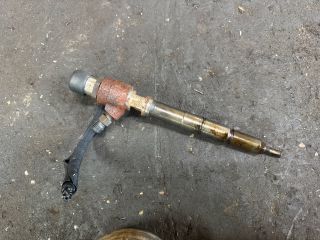 bontott VW CADDY Porlasztó (1 db)