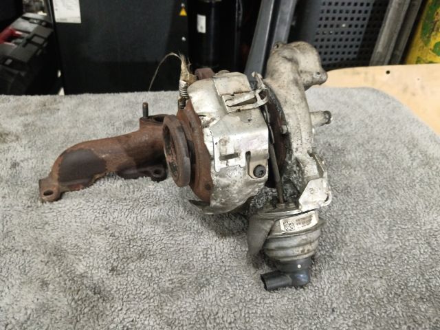 bontott VW CADDY Turbó