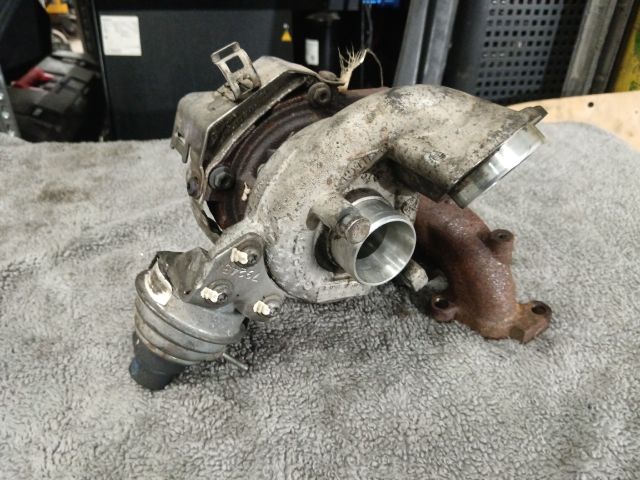 bontott VW CADDY Turbó