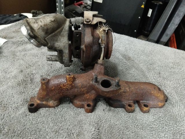 bontott VW CADDY Turbó