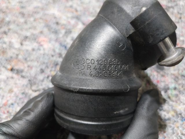 bontott VW CADDY Turbócső