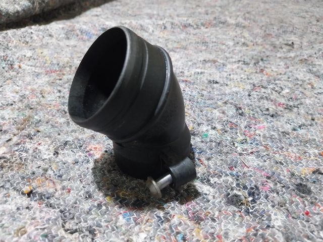 bontott VW CADDY Turbócső