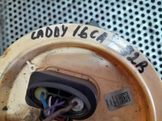 bontott VW CADDY Üzemanyag Szivattyú