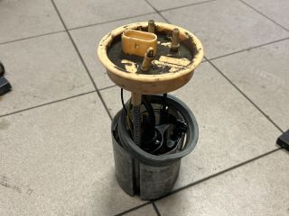 bontott VW CADDY Üzemanyag Szivattyú