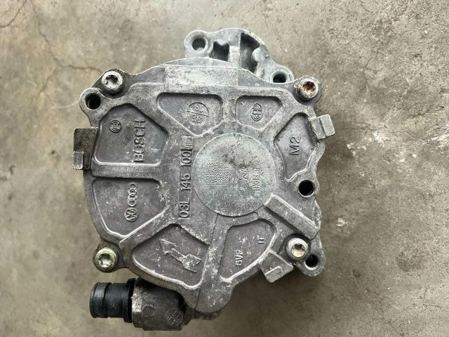 bontott VW CADDY Vákumpumpa