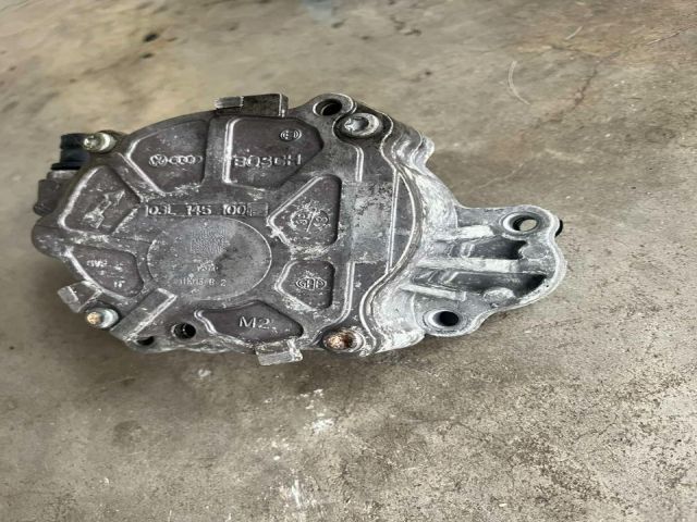 bontott VW CADDY Vákumpumpa