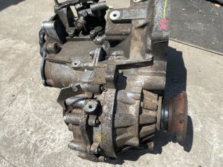 bontott VW CADDY Váltó (Mechanikus)