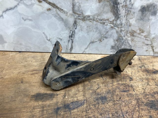 bontott VW CADDY Vezetőgörgő