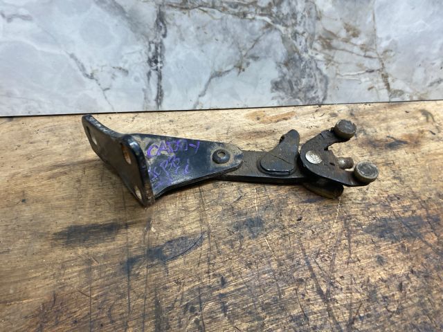 bontott VW CADDY Vezetőgörgő