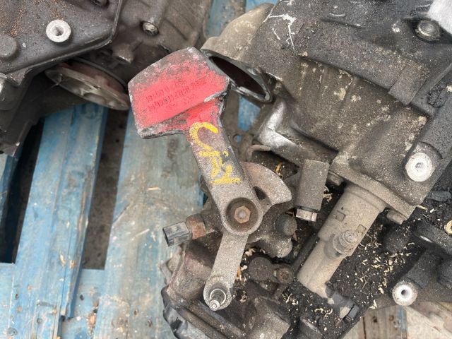 bontott VW CADDY Váltó (Mechanikus)