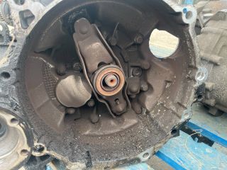 bontott VW CADDY Váltó (Mechanikus)