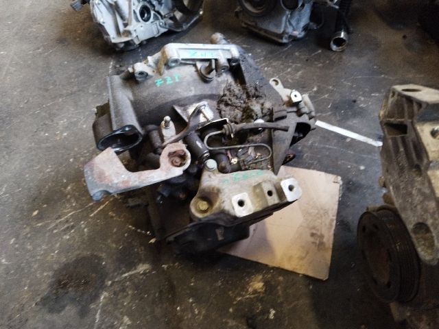 bontott VW CADDY Váltó (Mechanikus)