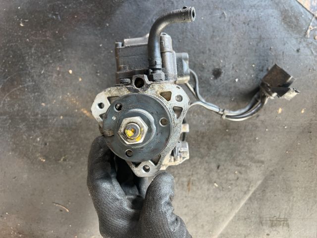 bontott VW CADDY Adagoló