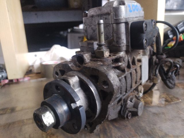 bontott VW CADDY Adagoló