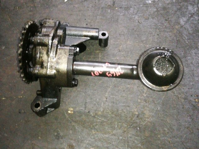 bontott VW CADDY Olajszivattyú