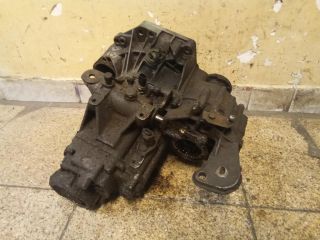 bontott VW CADDY Váltó (Mechanikus)
