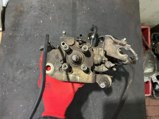 bontott VW CADDY Adagoló