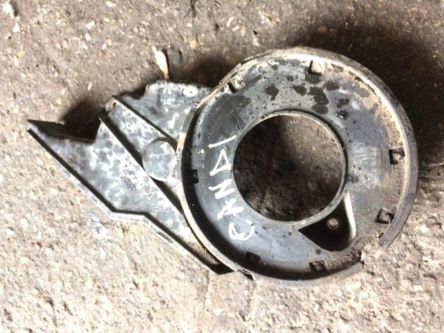 bontott VW CADDY Alsó Vezérlés Burkolat