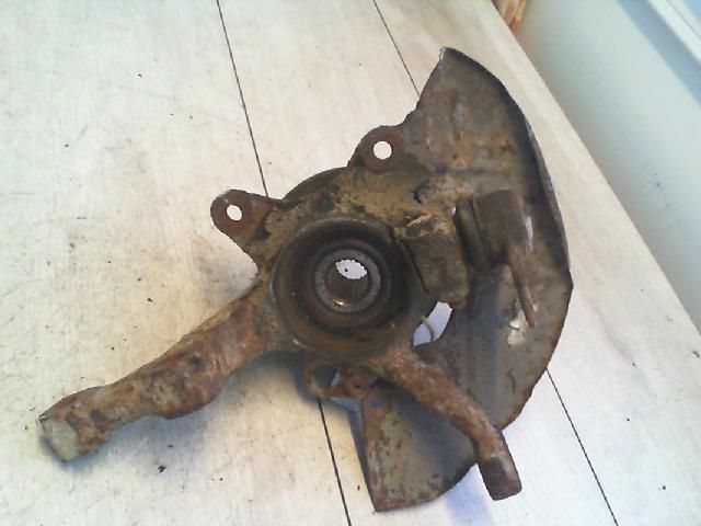 bontott VW CADDY Bal első Csonkállvány Kerékaggyal