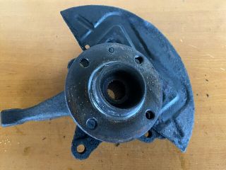 bontott VW CADDY Bal első Kerékagy