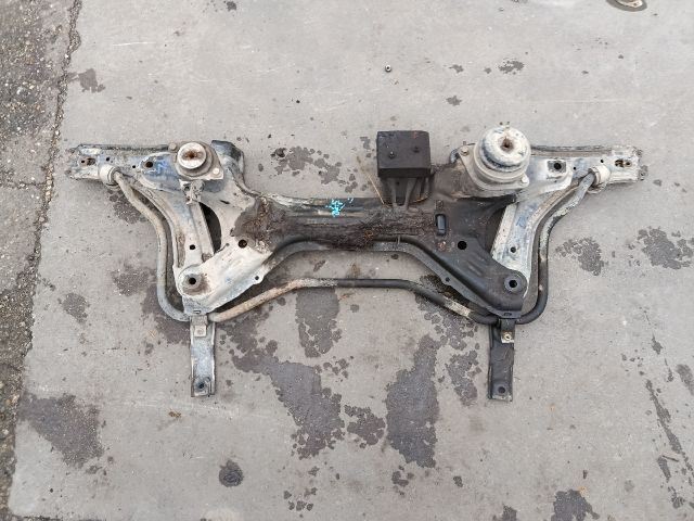 bontott VW CADDY Első Bölcső