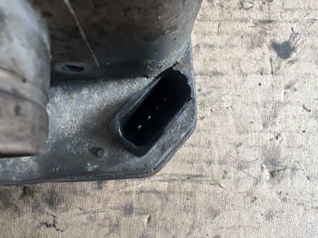 bontott VW CADDY Fojtószelep (Elektromos)