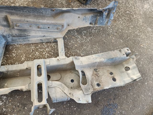 bontott VW CADDY Homlokfal (Üres lemez)