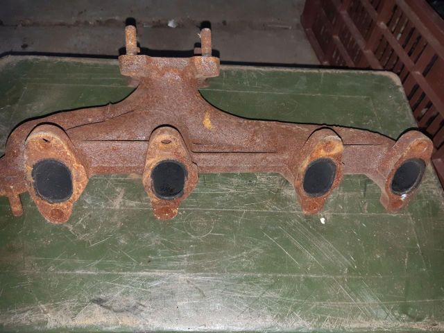 bontott VW CADDY Kipufogó Könyök