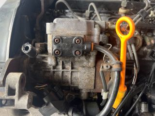 bontott VW CADDY Motor (Fűzött blokk hengerfejjel)