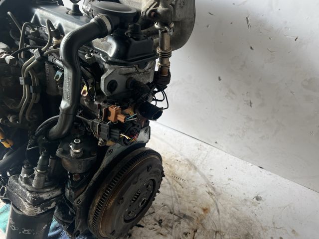 bontott VW CADDY Motor (Fűzött blokk hengerfejjel)