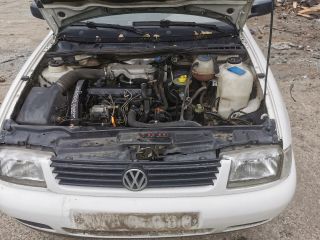 bontott VW CADDY Motor (Fűzött blokk hengerfejjel)