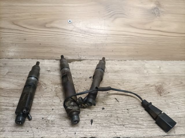 bontott VW CADDY Porlasztó (1 db)