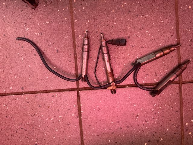 bontott VW CADDY Porlasztó (1 db)