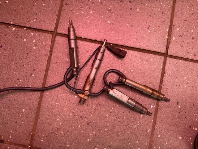 bontott VW CADDY Porlasztó (1 db)