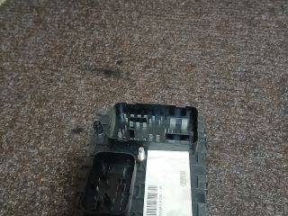 bontott VW CADDY Biztosítéktábla Motortér