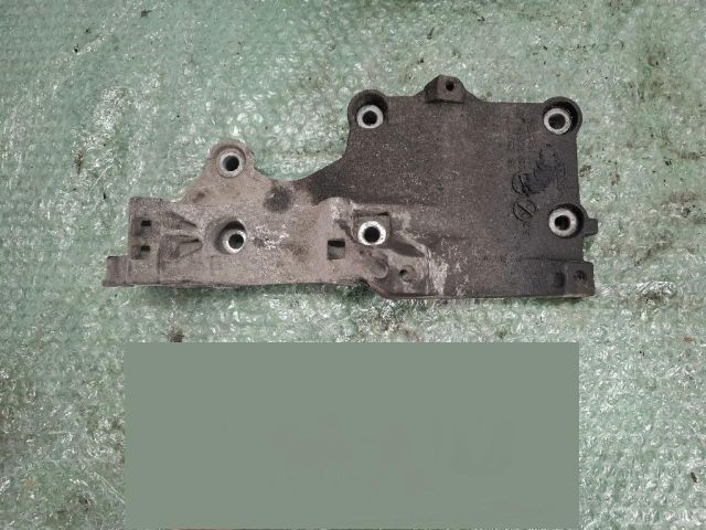 bontott VW CADDY Generátor Tartó Bak