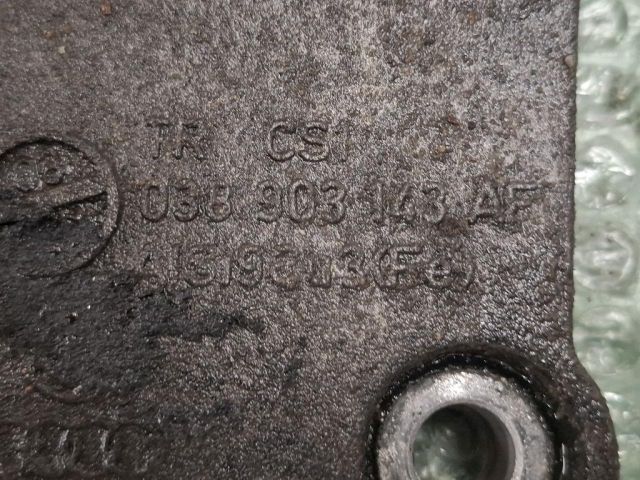 bontott VW CADDY Generátor Tartó Bak