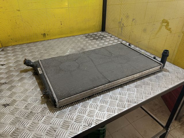 bontott VW CADDY Vízhűtő Radiátor (Klímás)