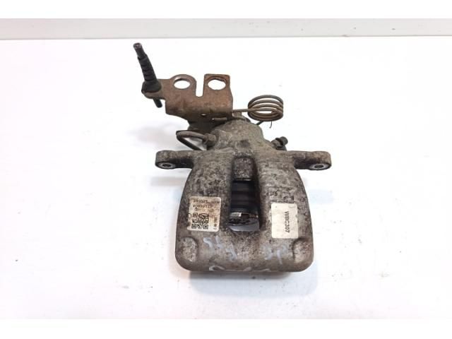 bontott VW CADDY Bal hátsó Féknyereg Munkahengerrel