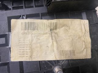 bontott VW CADDY Biztosítéktábla Motortér