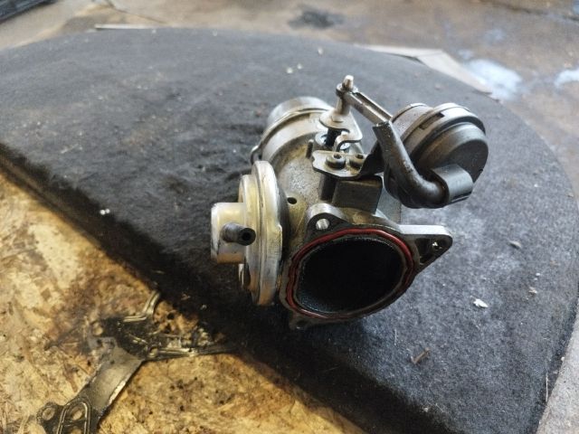 bontott VW CADDY EGR / AGR Szelep