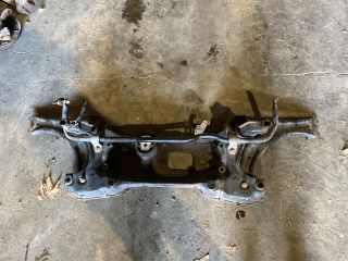 bontott VW CADDY Első Bölcső