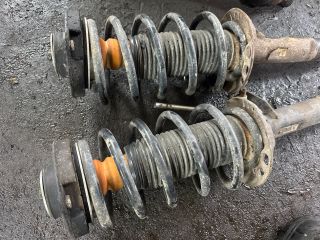 bontott VW CADDY Első Rugó Pár